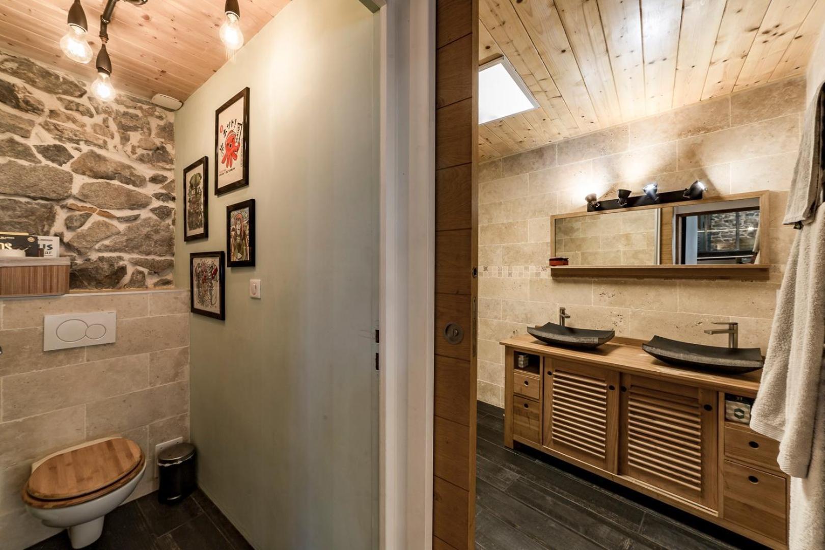 Le Duplex Des Pentes Ail Apartment Lyon Exterior photo